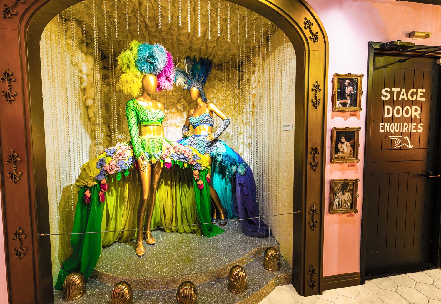 Book Museum of Broadway in New York