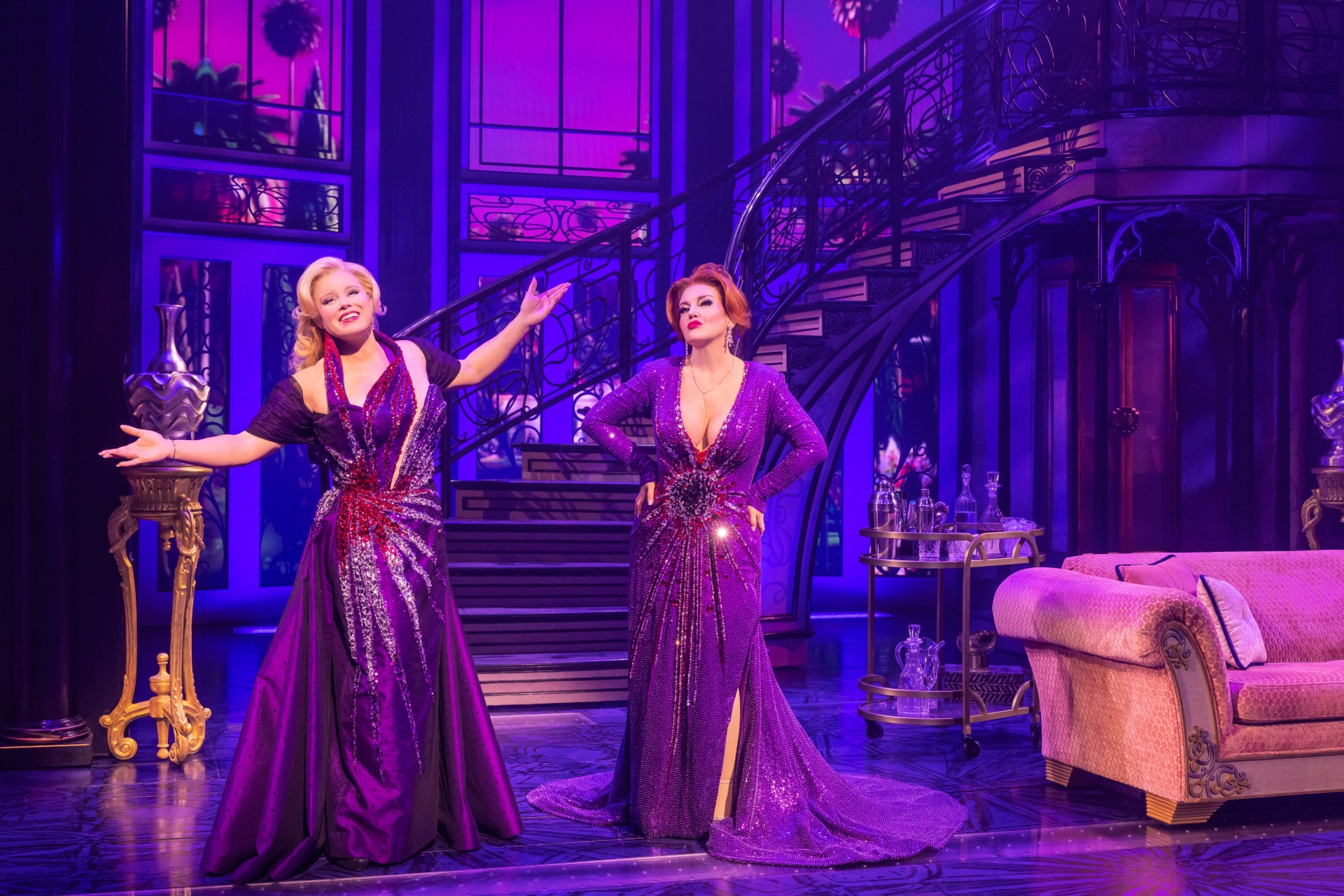 Book Death Becomes Her in New York