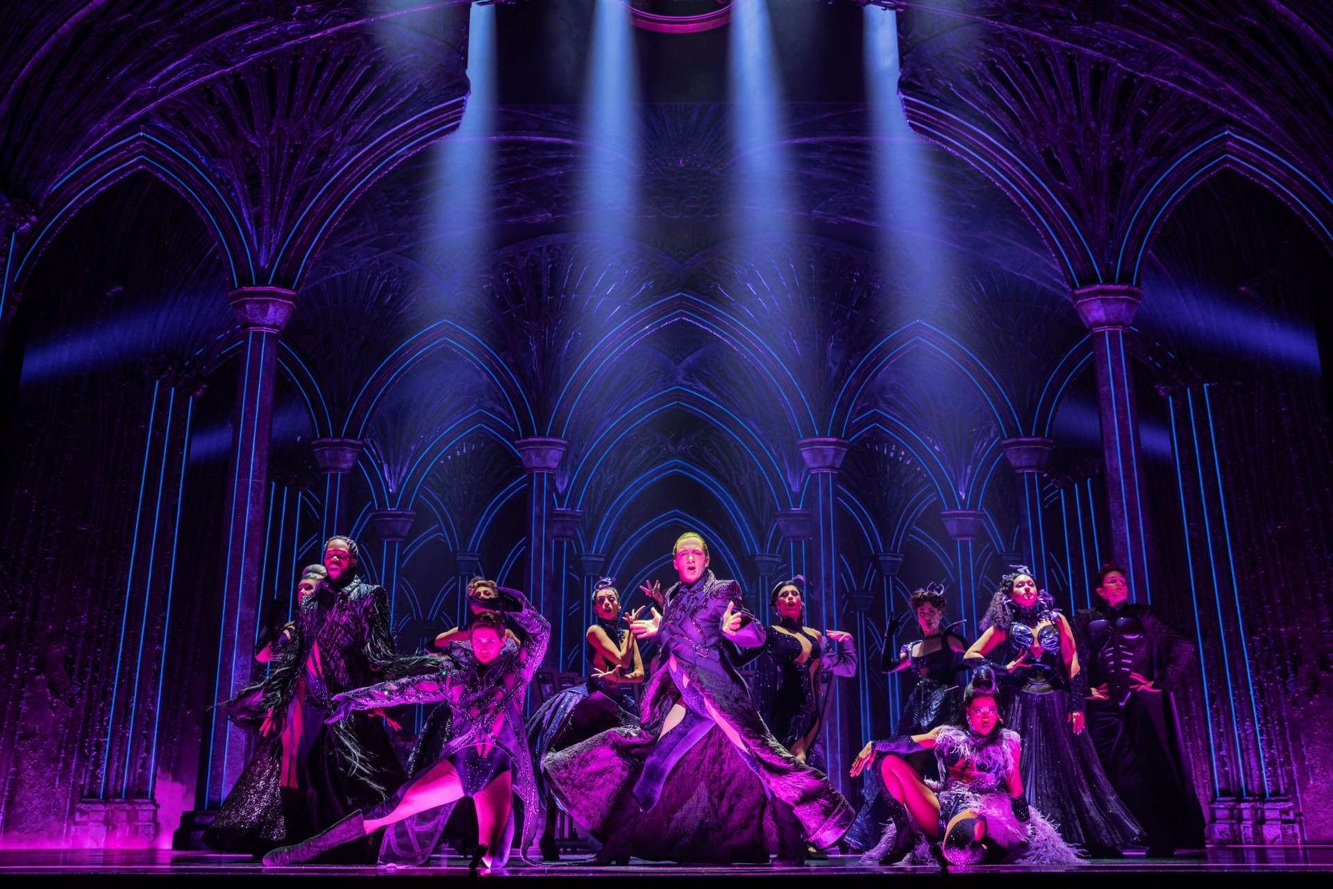 Book Death Becomes Her in New York