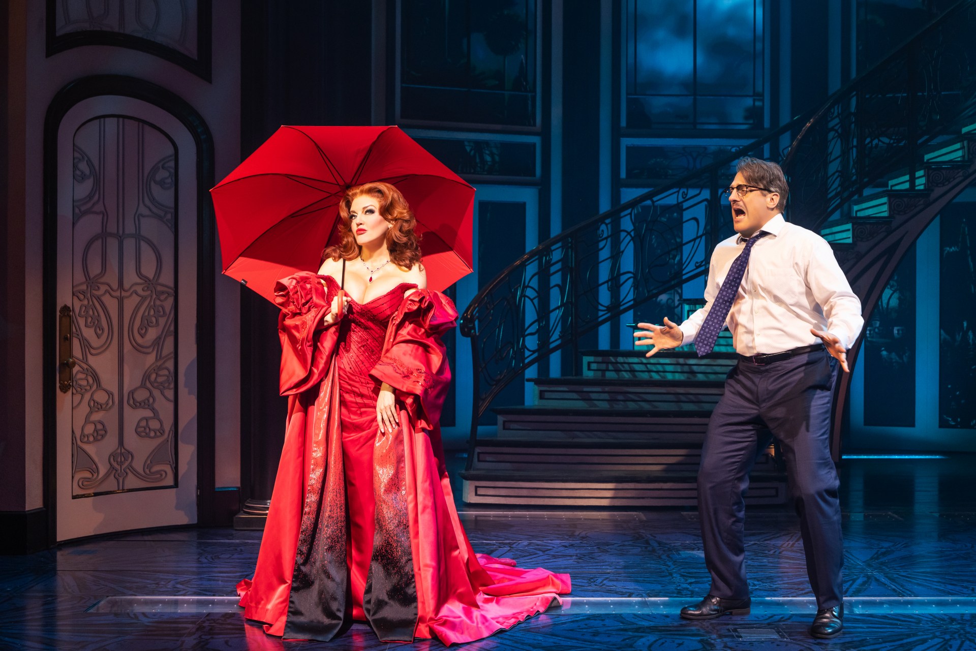 Book Death Becomes Her in New York